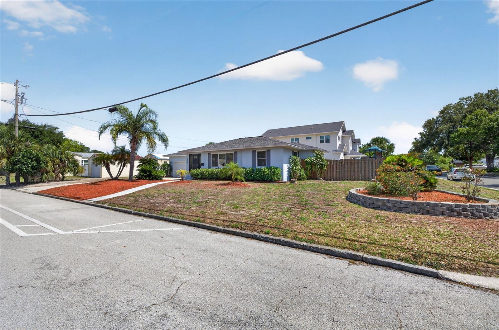 BEAUCLAIRE HIGHLANDS - Residential Lease