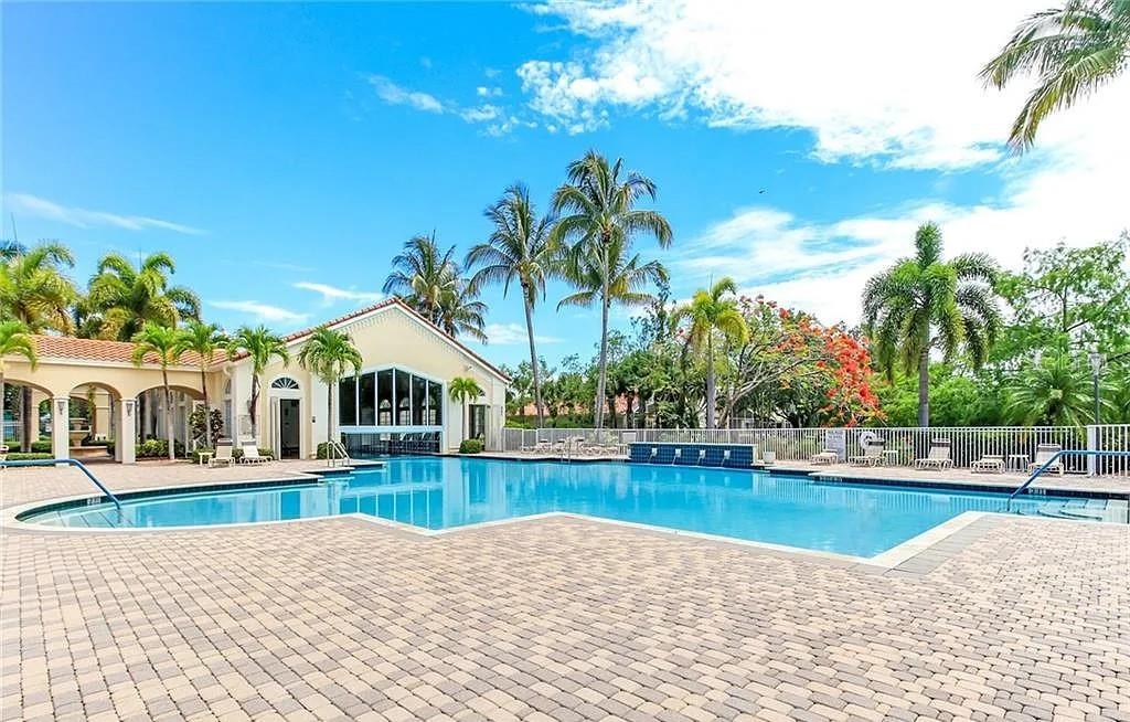 CASCADES/ESTERO PRCL A - Residential