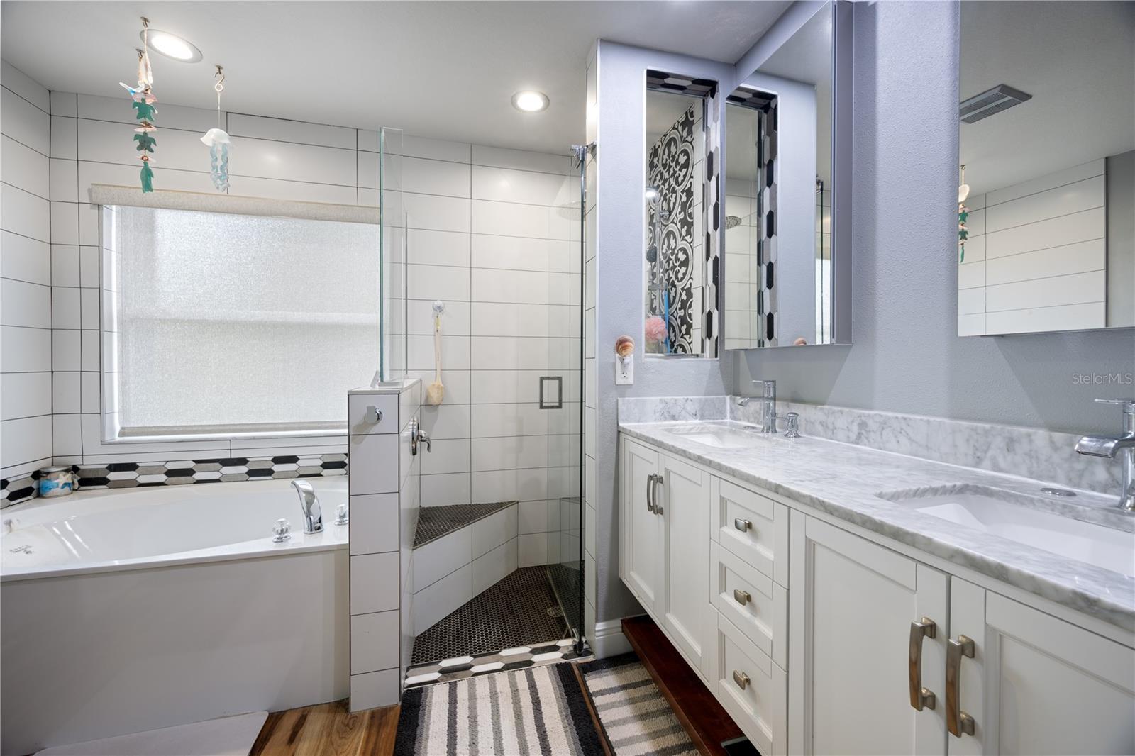 CASCADES/ESTERO PRCL A - Residential