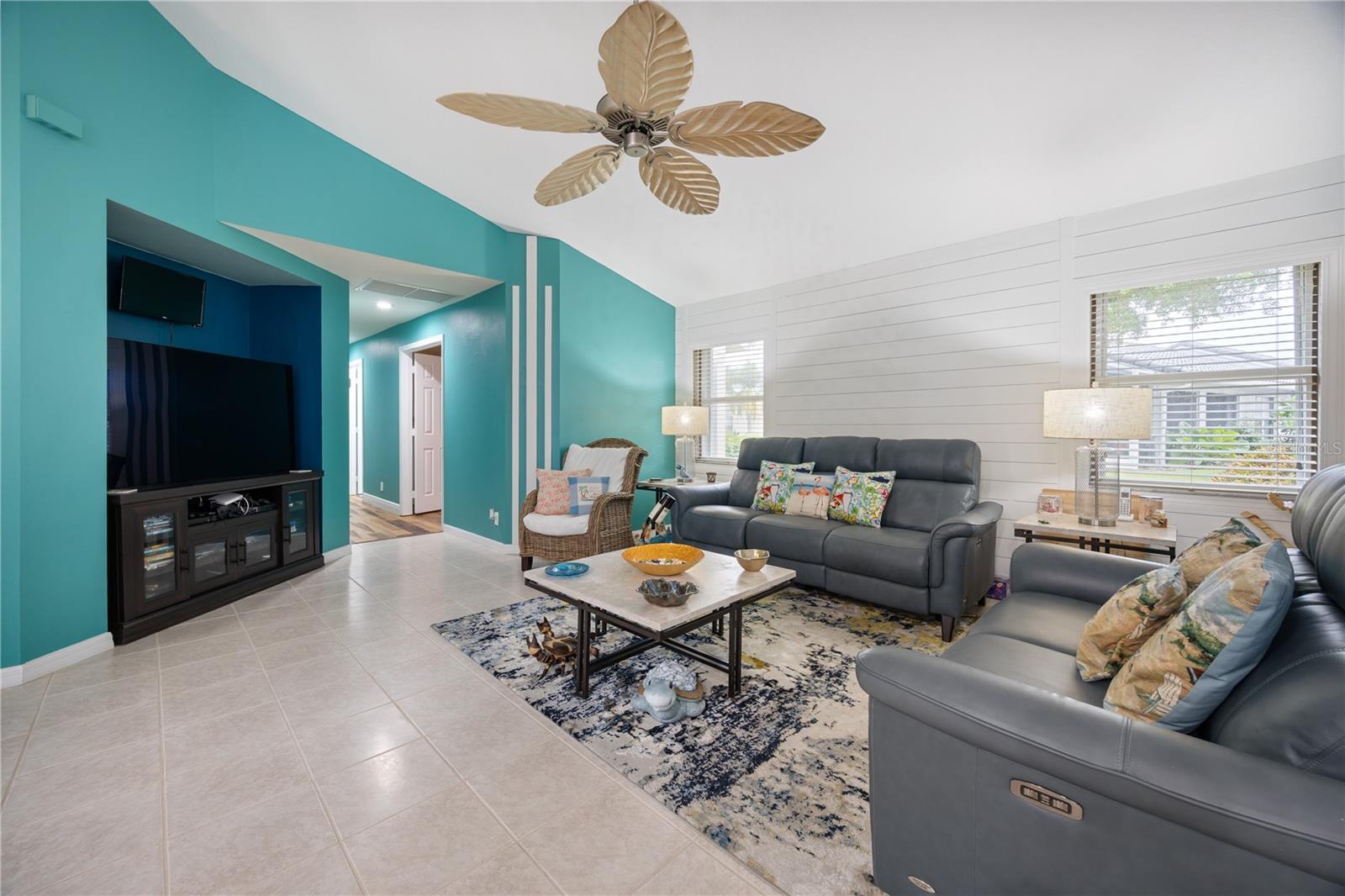 CASCADES/ESTERO PRCL A - Residential