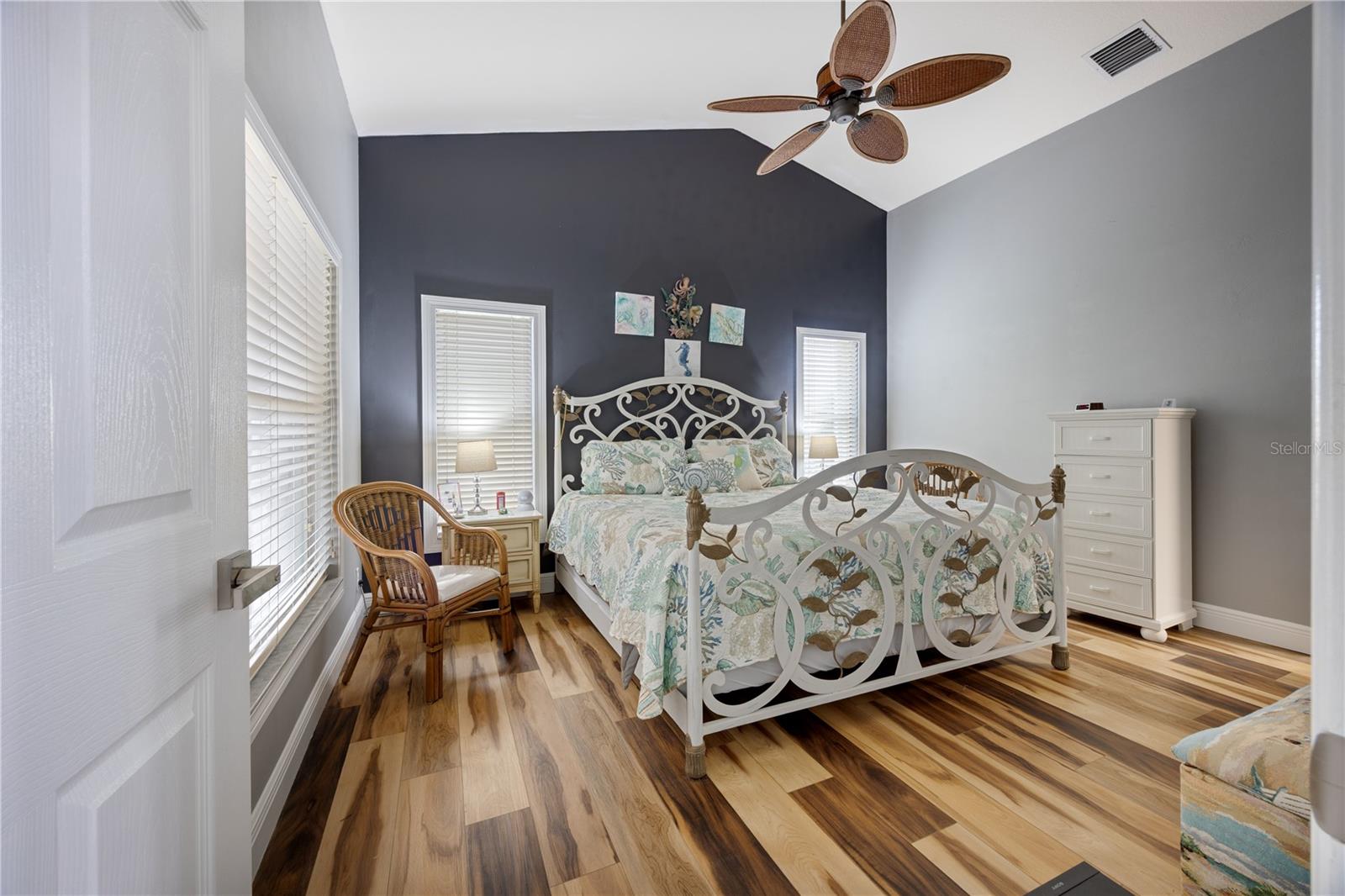 CASCADES/ESTERO PRCL A - Residential