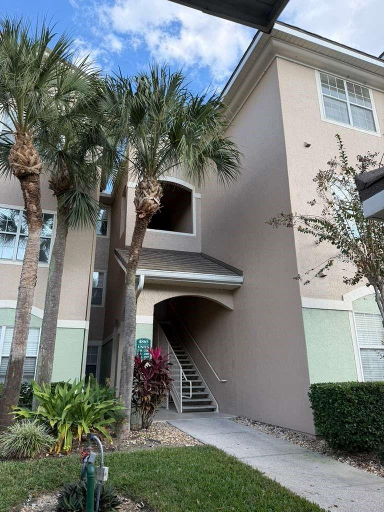 SUMMERGATE CONDO PH 01 5923/0662 - Residential