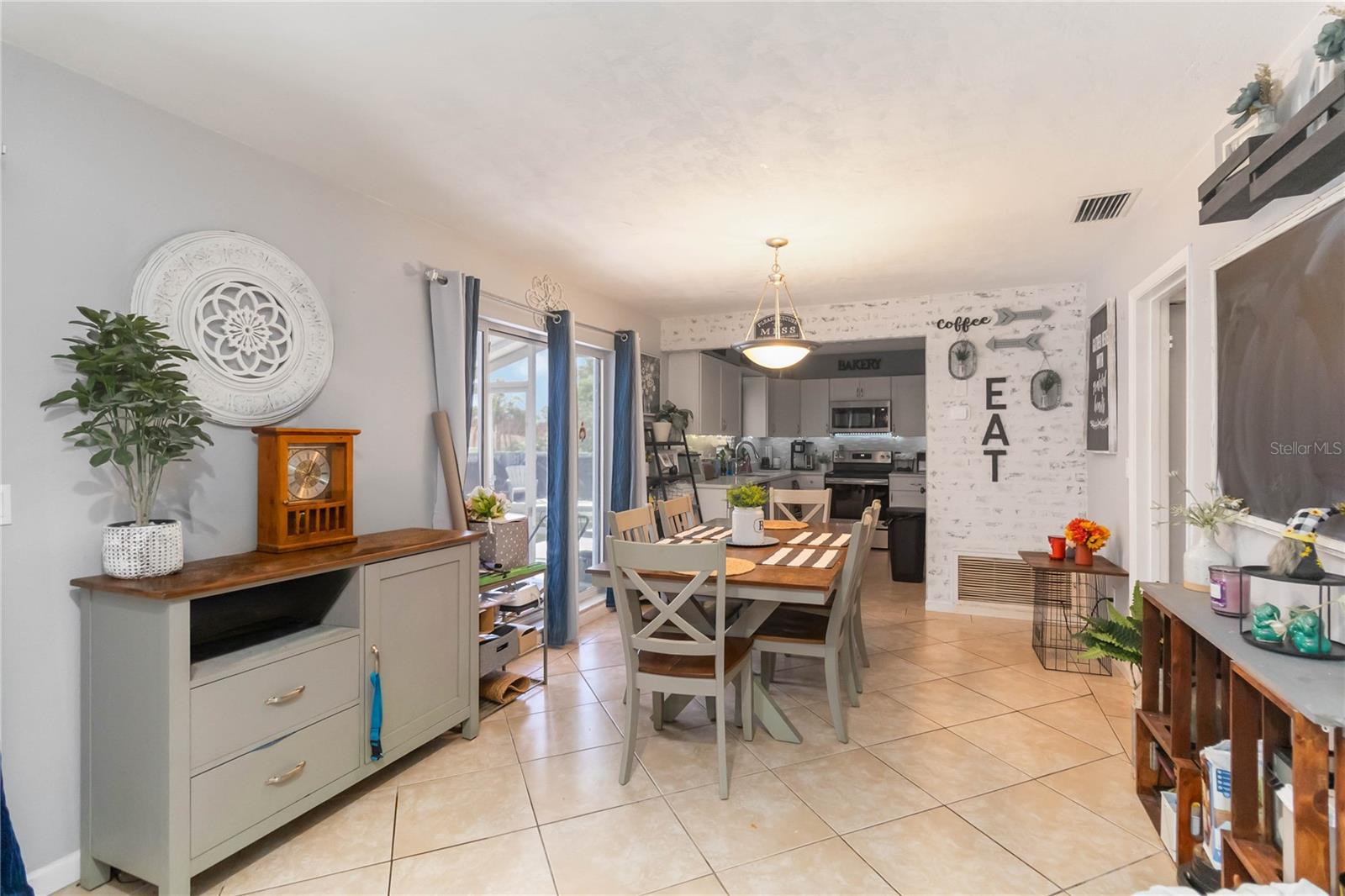DELTONA LAKES UNIT 72 - Residential