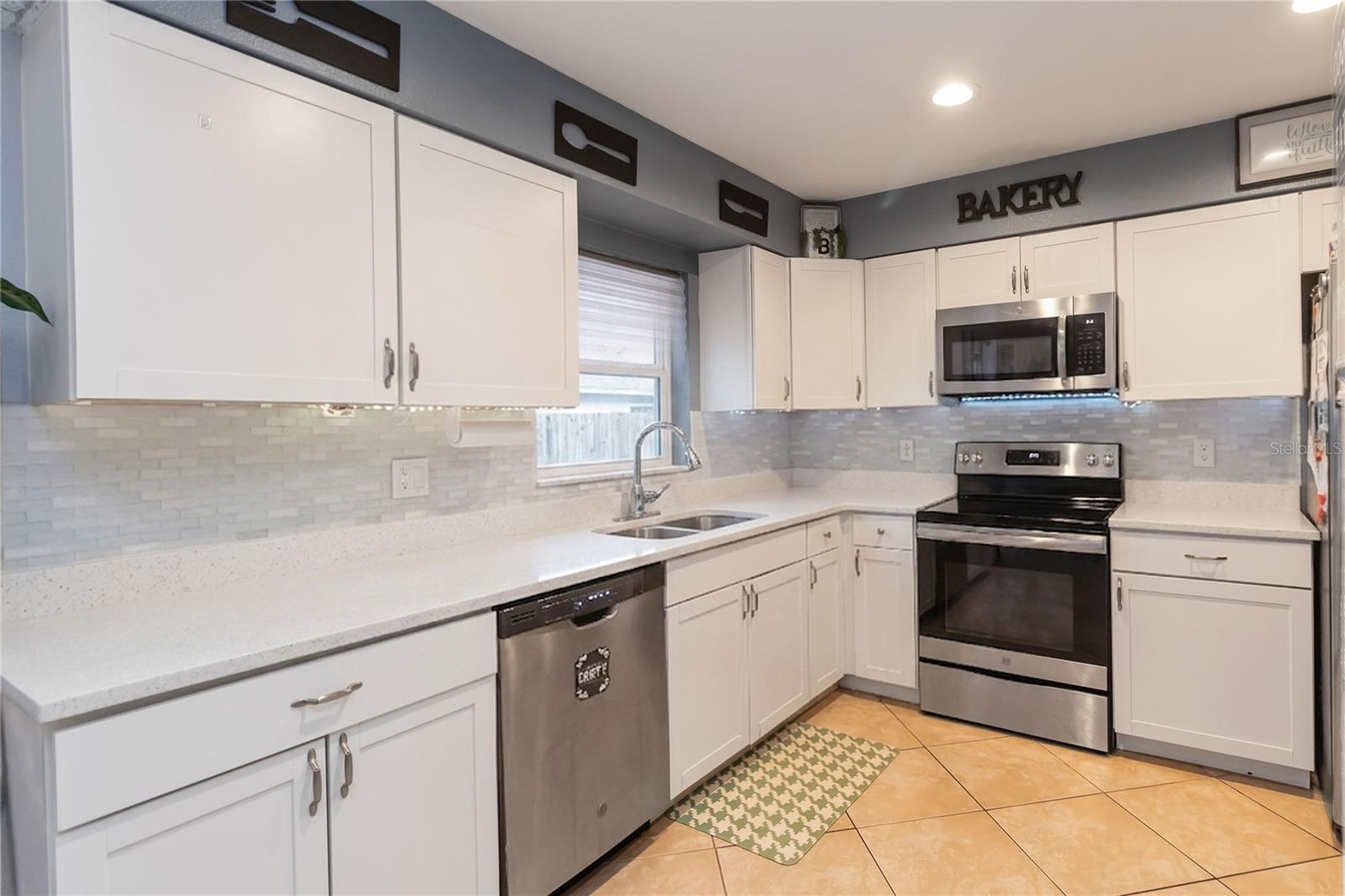 DELTONA LAKES UNIT 72 - Residential