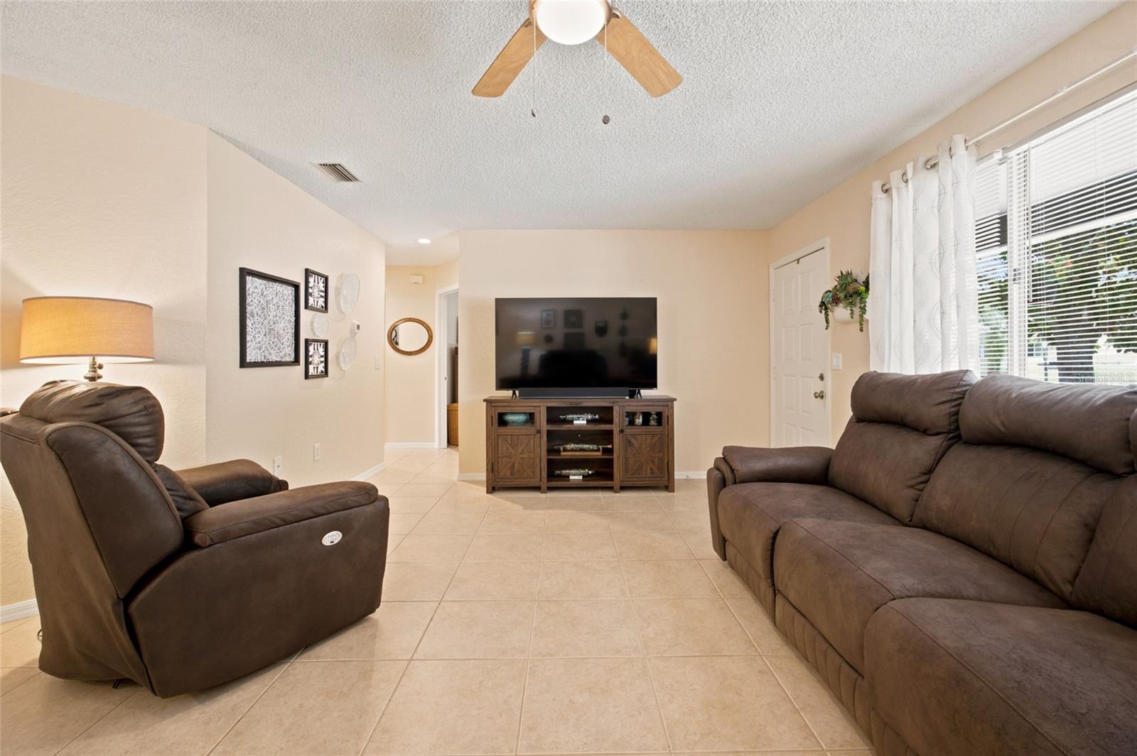 OAK RUN - Residential