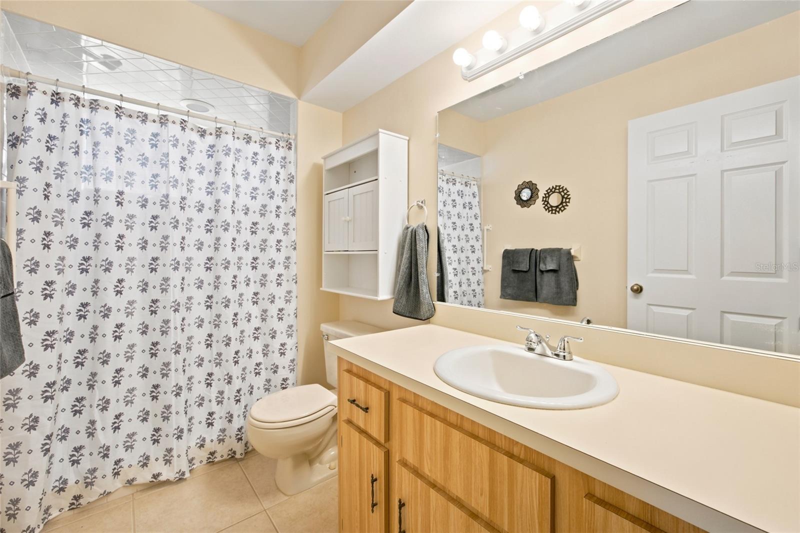 OAK RUN - Residential