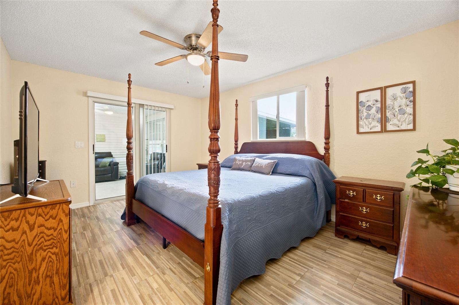 OAK RUN - Residential