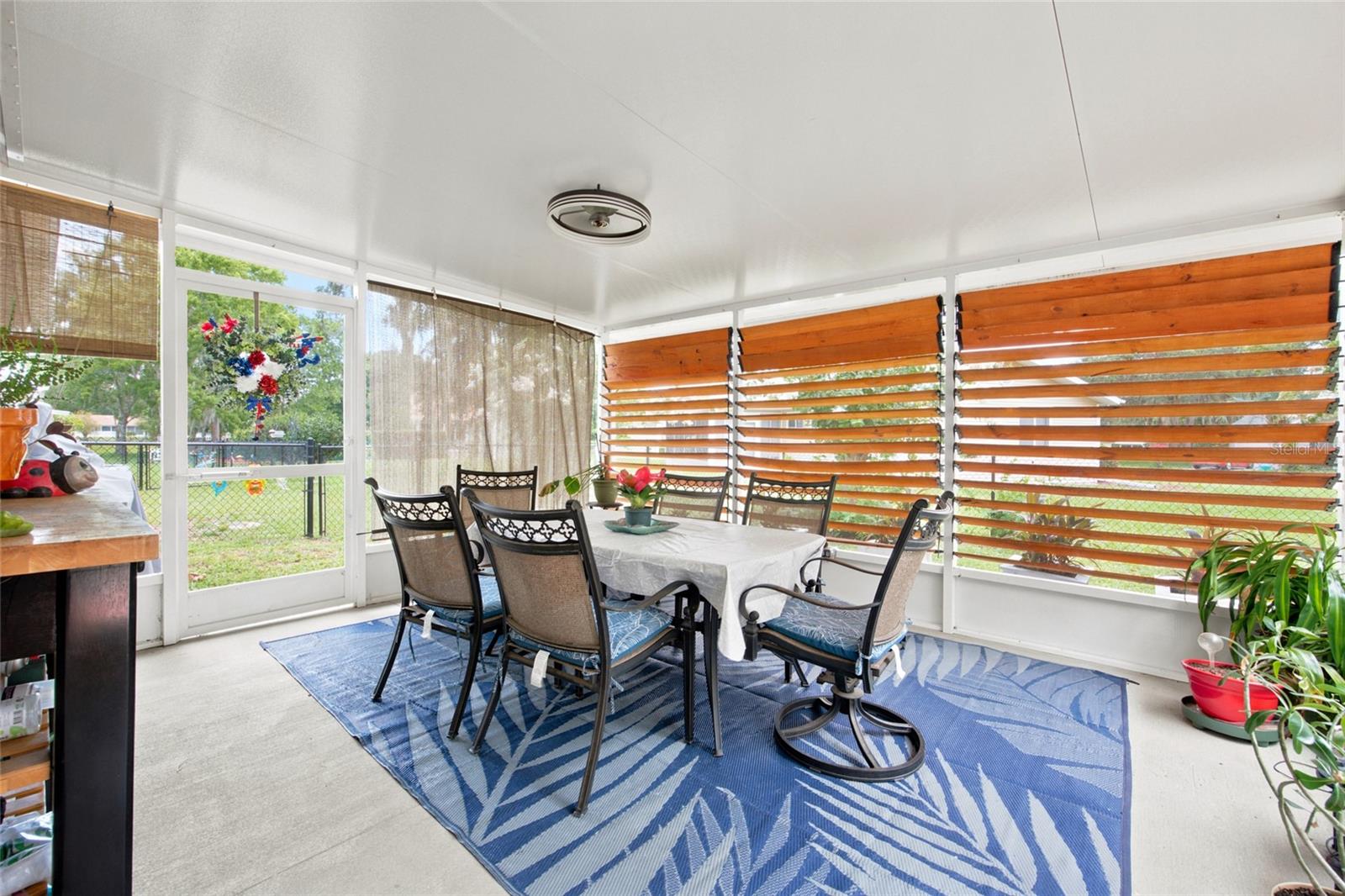 OAK RUN - Residential