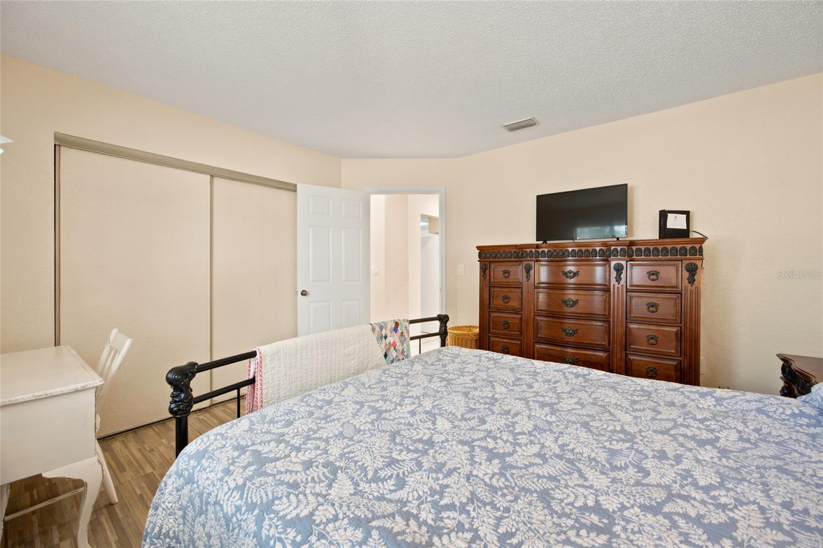 OAK RUN - Residential