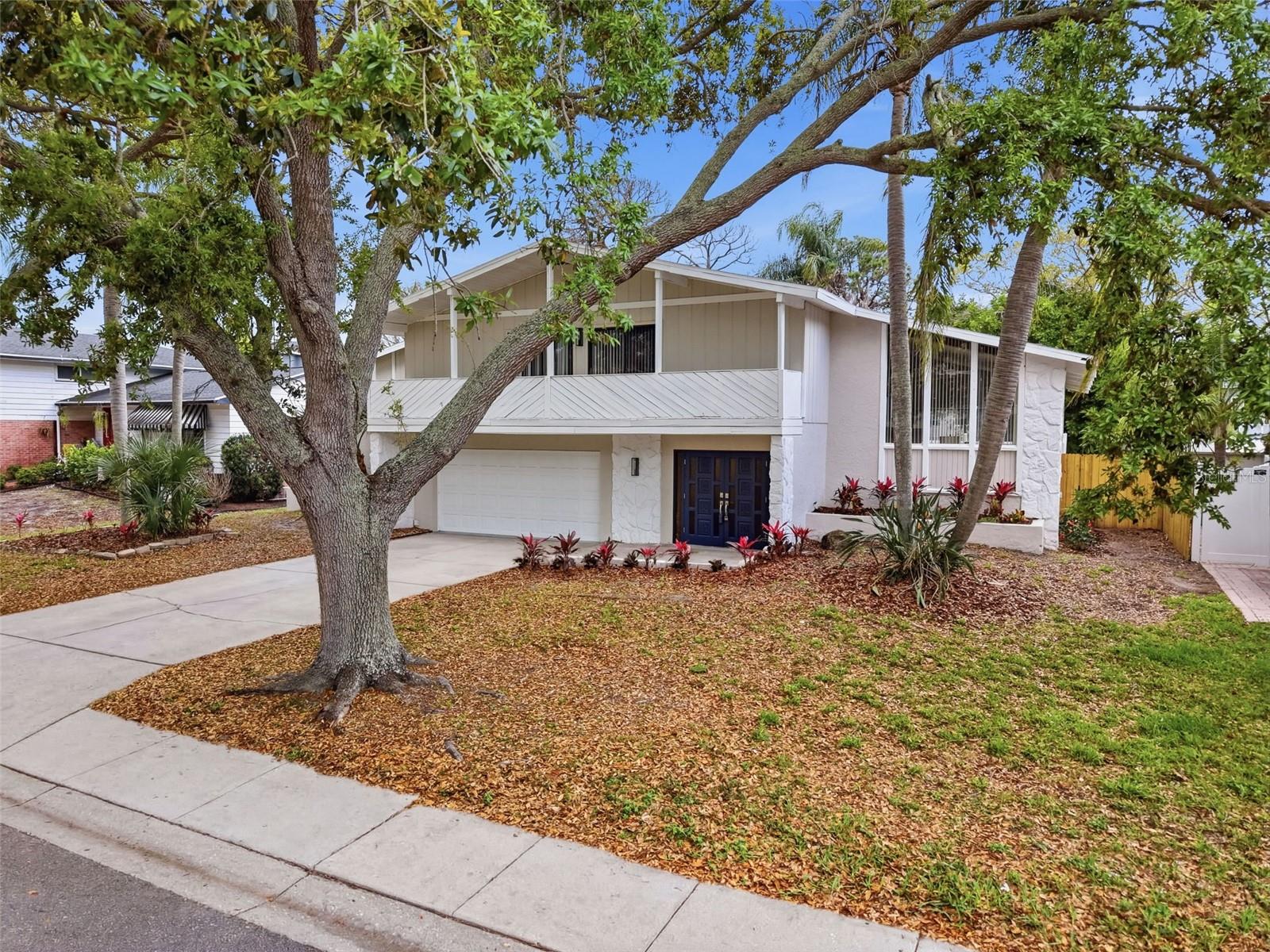 WHISPERING PINES FOREST 5TH ADD - Residential