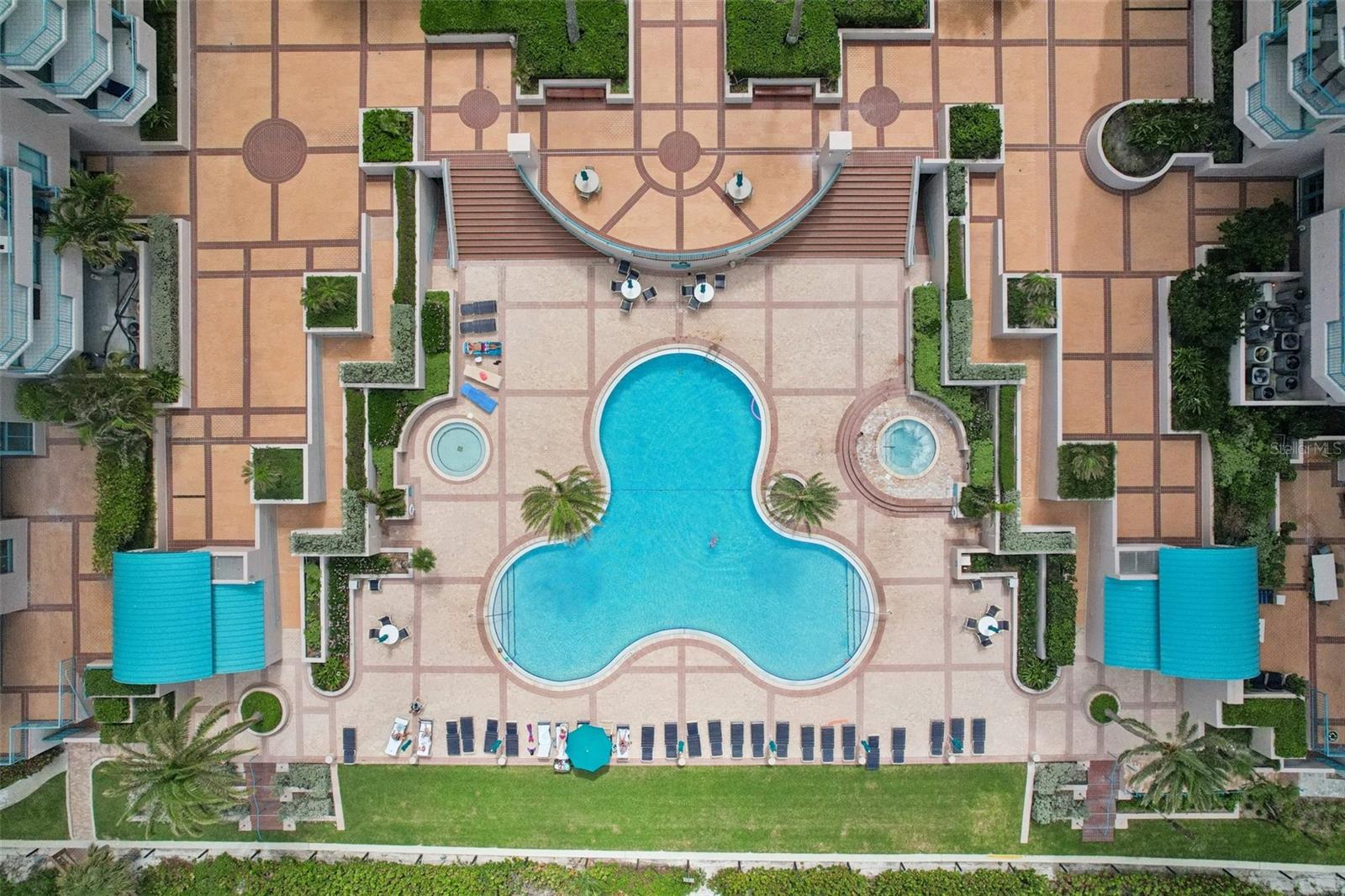 ULTIMAR ONE CONDO - Residential