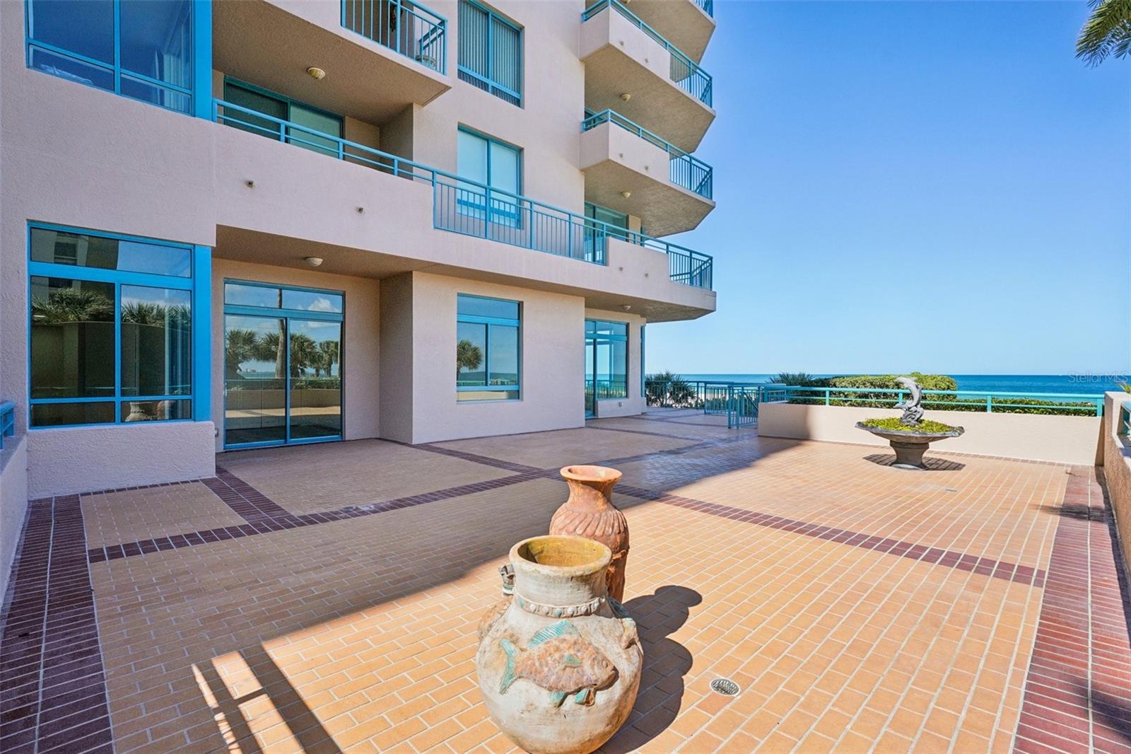ULTIMAR ONE CONDO - Residential