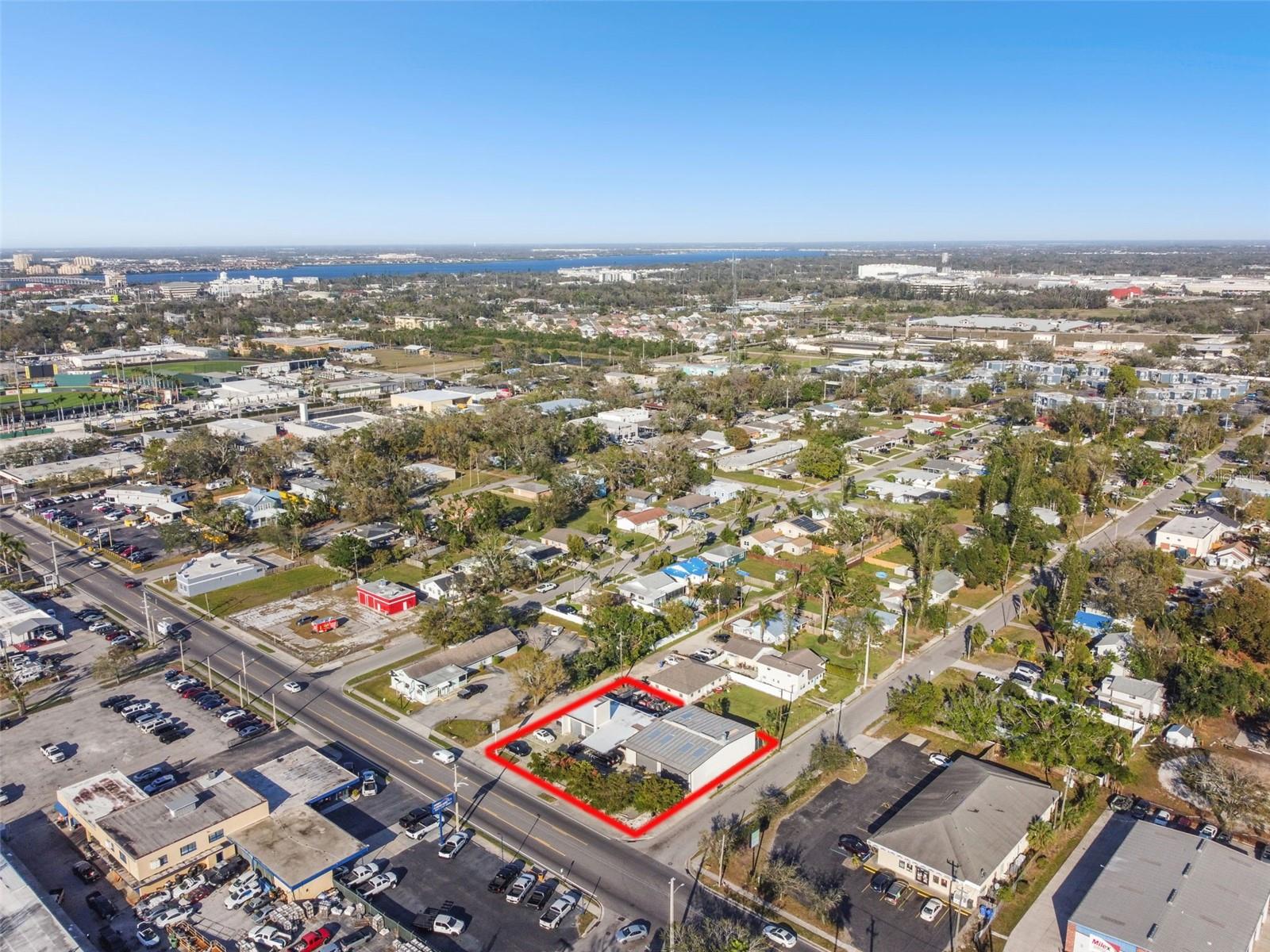 ORANGE ESTATES - Commercial Sale