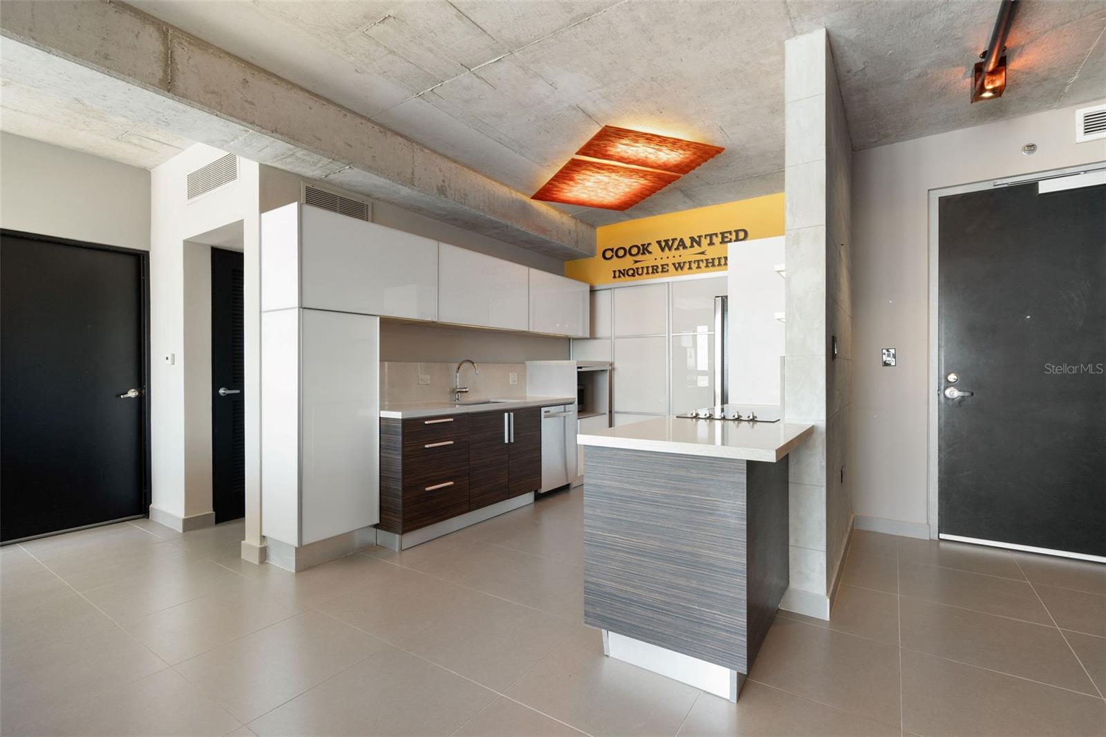 PUERTA DE TIERRA - Residential