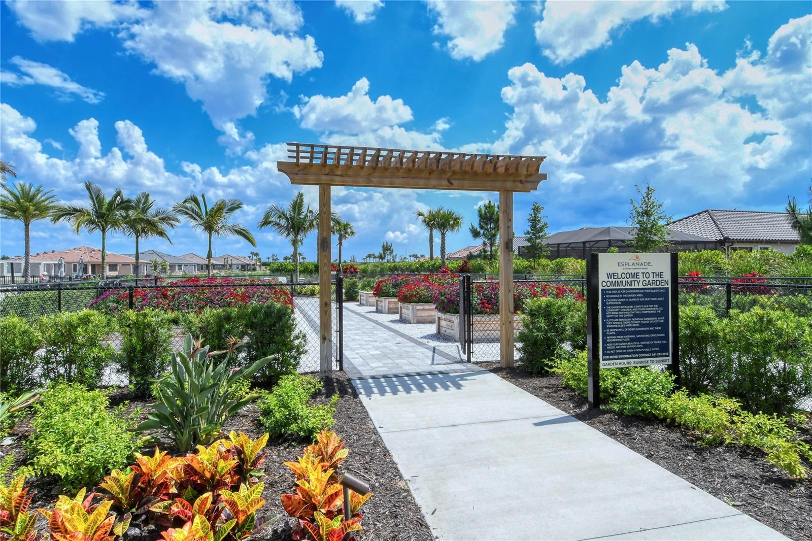 AZARIO ESPLANADE - Residential