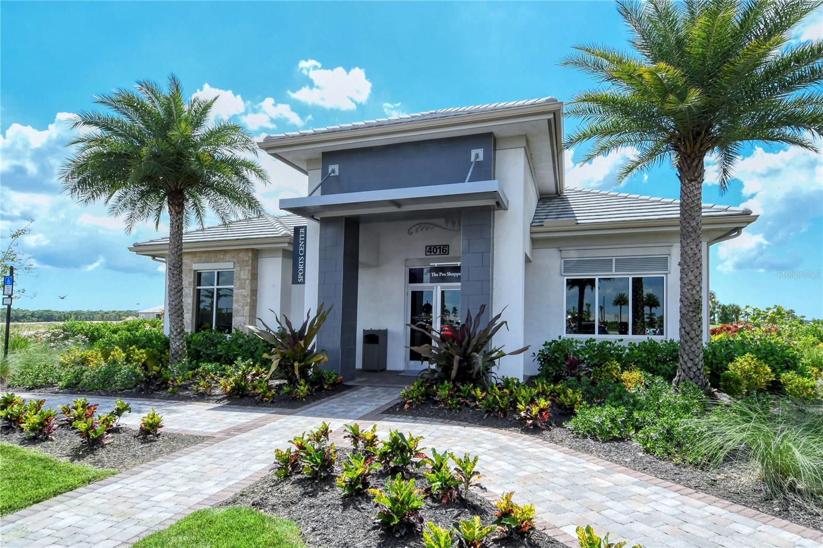 AZARIO ESPLANADE - Residential
