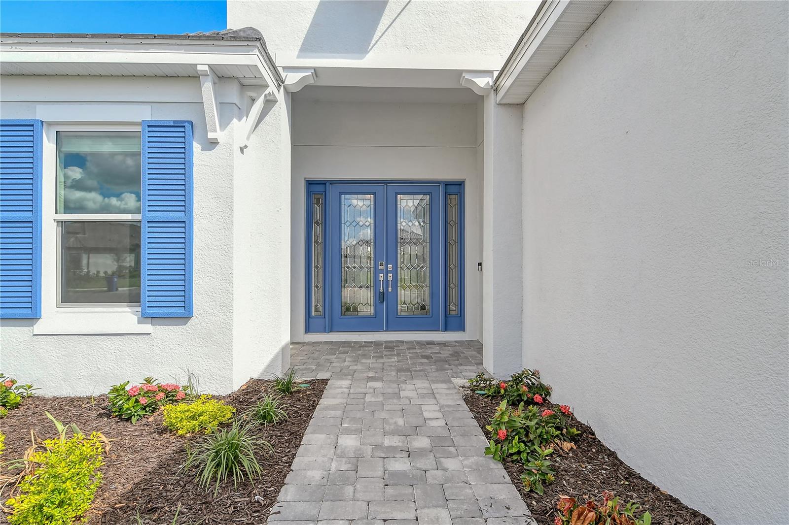 AZARIO ESPLANADE - Residential