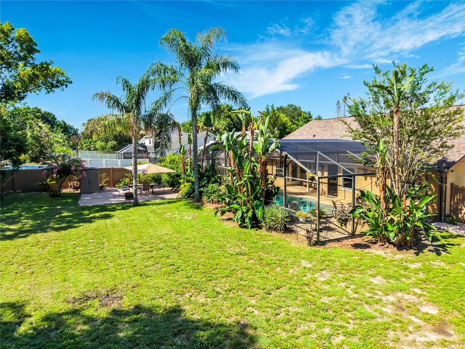 PEMBROOKE - Residential