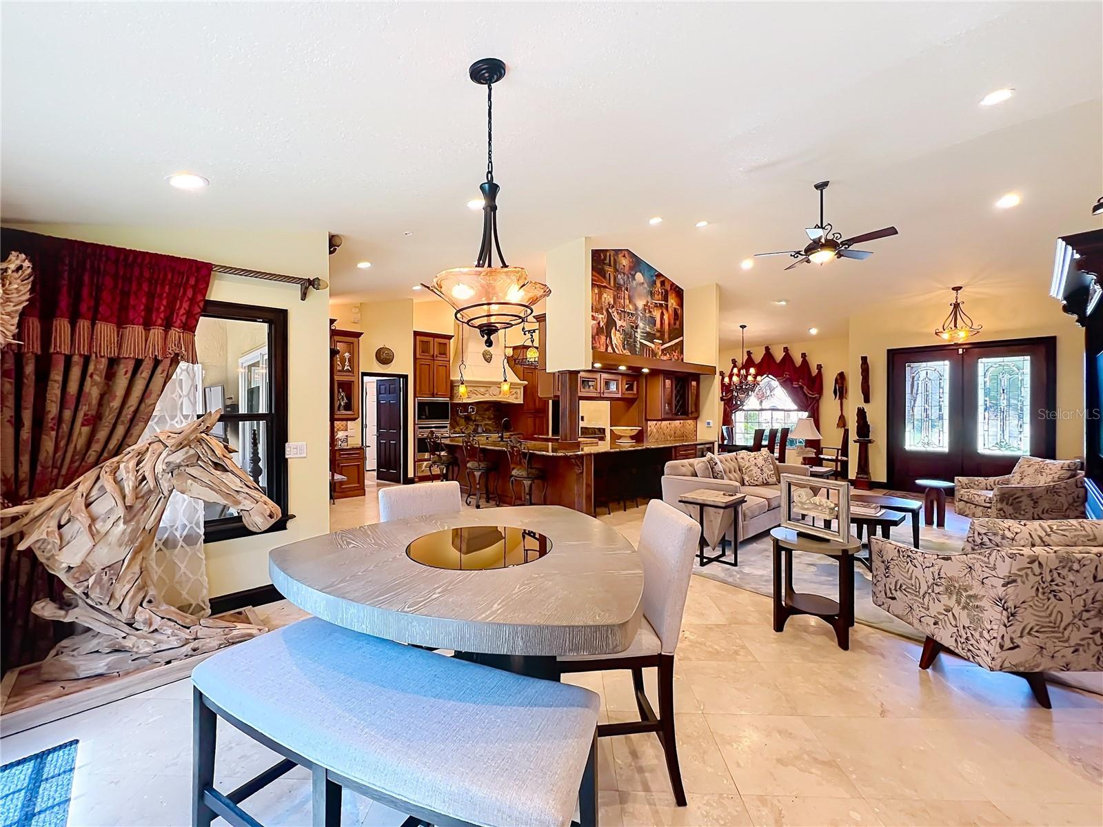 PEMBROOKE - Residential