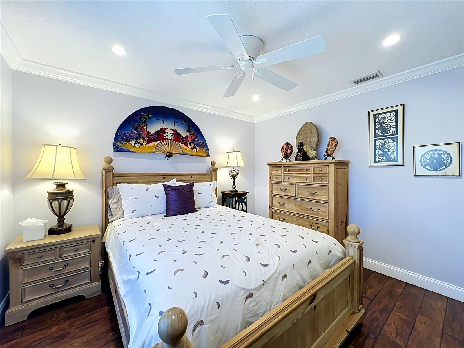 PEMBROOKE - Residential
