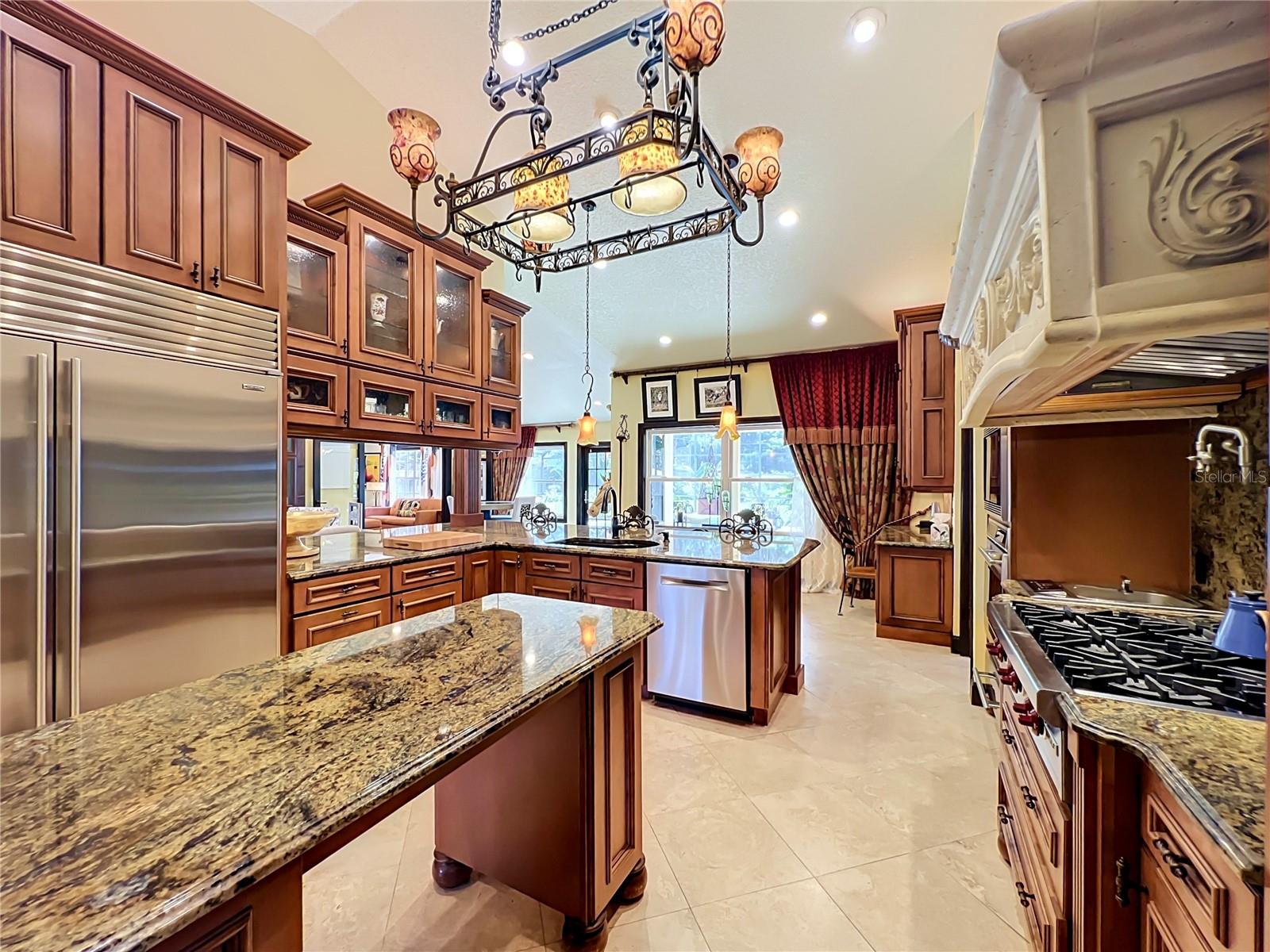 PEMBROOKE - Residential