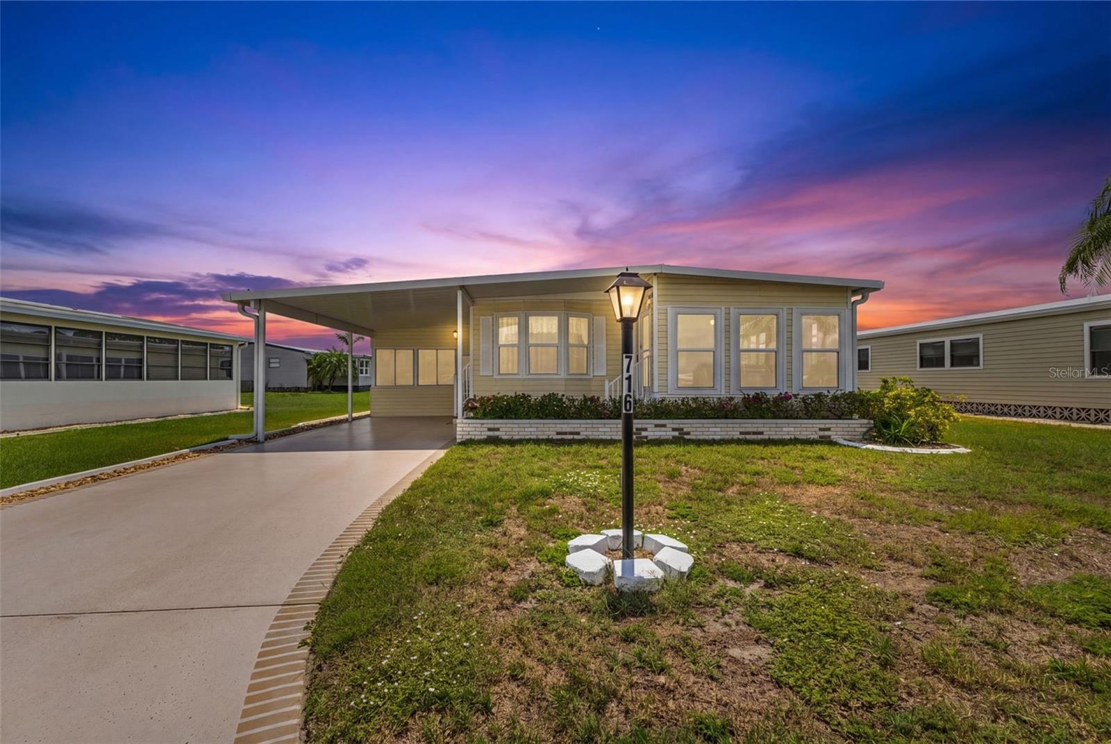 LA CASA MHP CO-OP - Residential