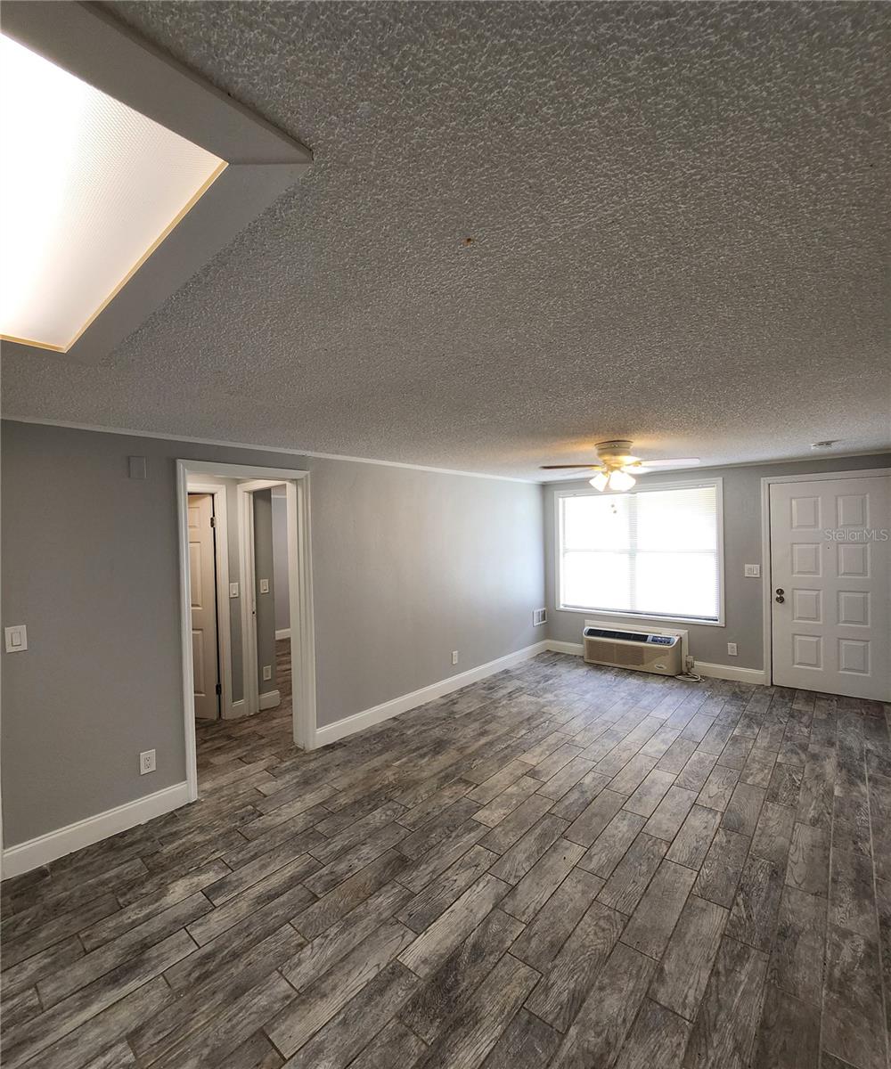UNPLATTED - Residential Lease