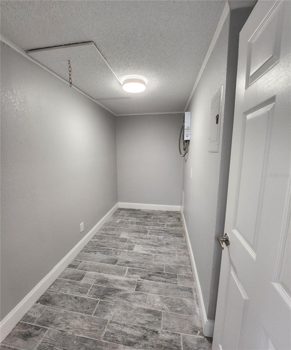 UNPLATTED - Residential Lease