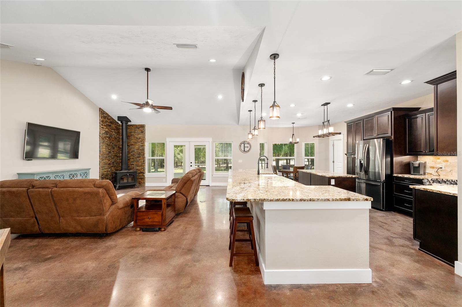 SHILOH RDG - Residential