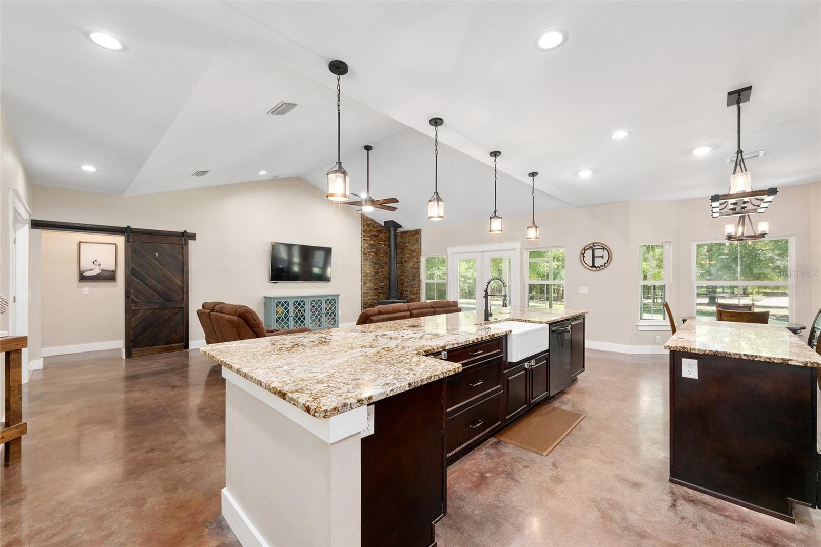 SHILOH RDG - Residential