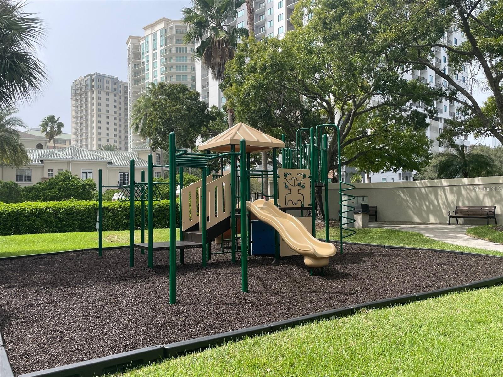 ISLAND WALK A CONDO - Residential Lease