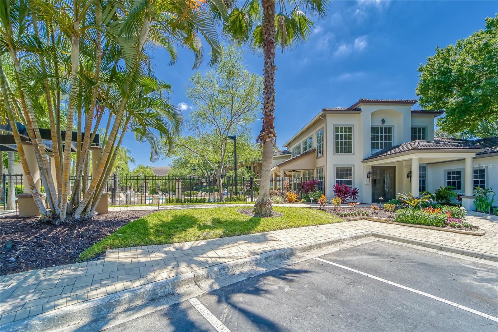 ISLAND WALK A CONDO - Residential Lease