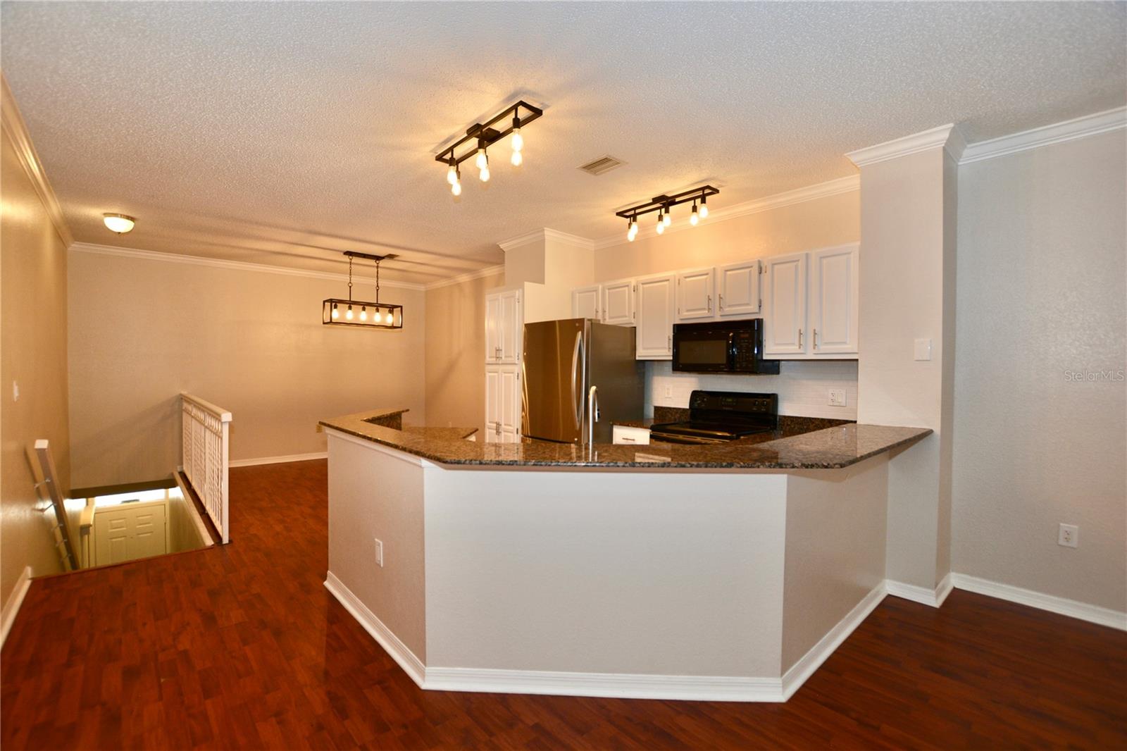 ISLAND WALK A CONDO - Residential Lease