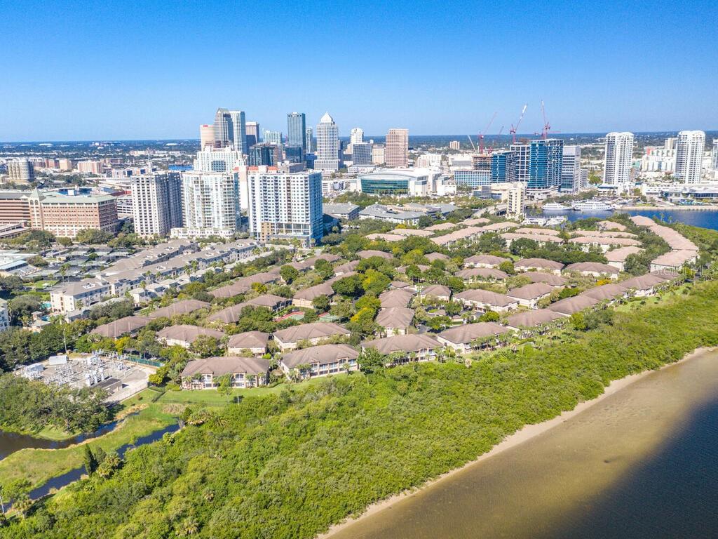 ISLAND WALK A CONDO - Residential Lease