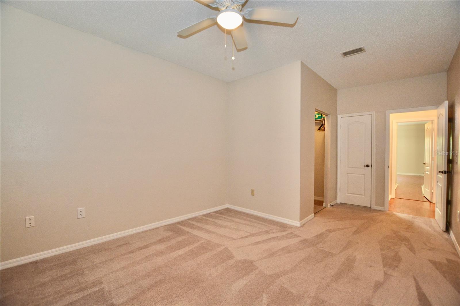 ISLAND WALK A CONDO - Residential Lease