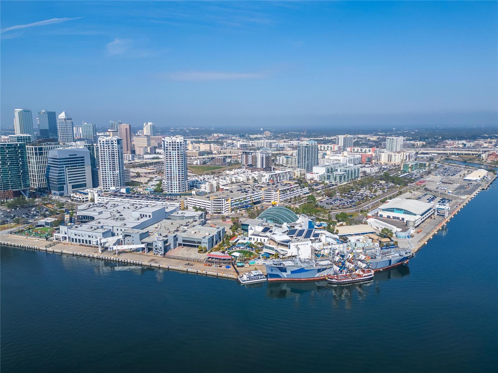 ISLAND WALK A CONDO - Residential Lease