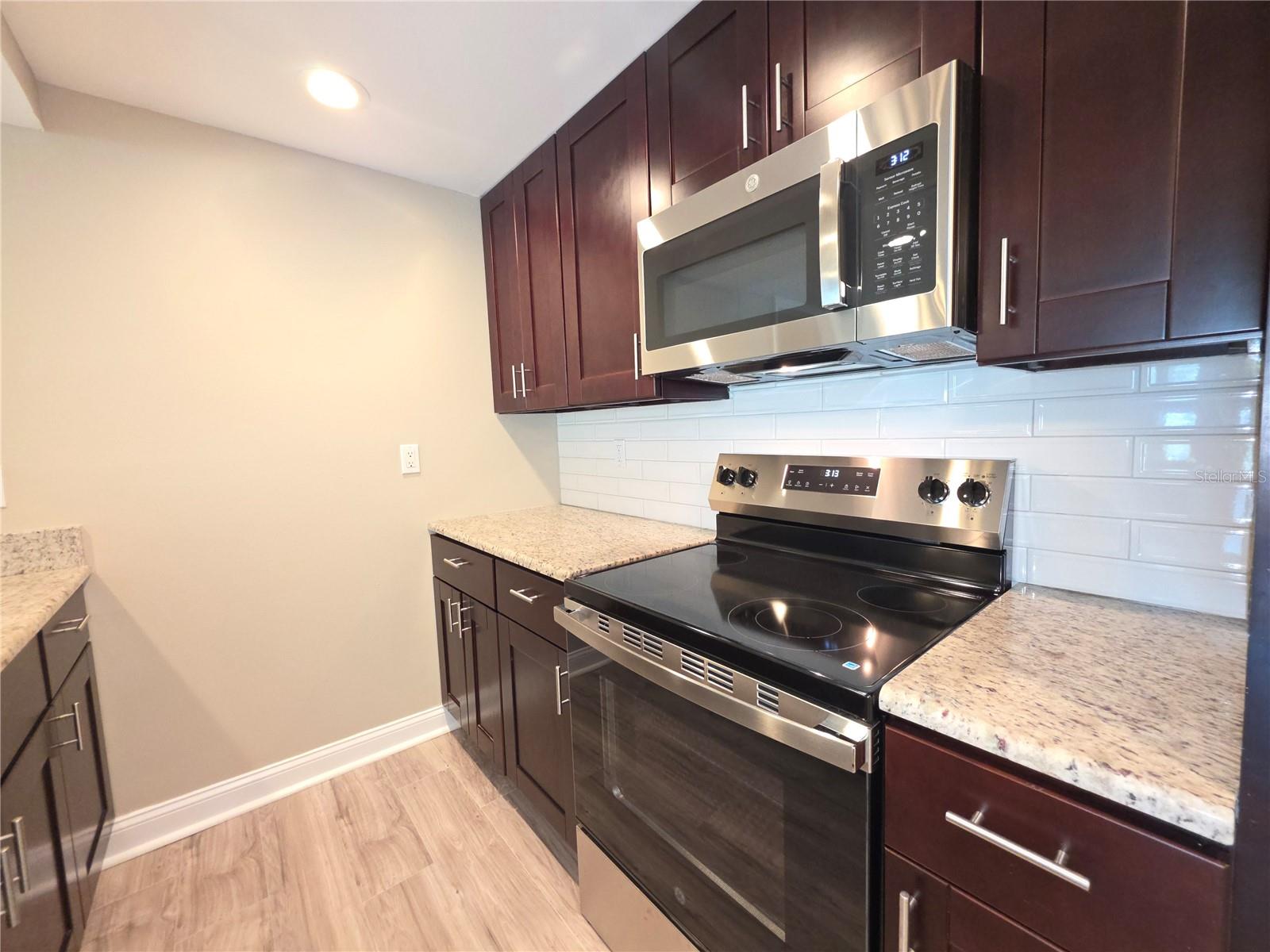 INVERNESS CONDO - Residential