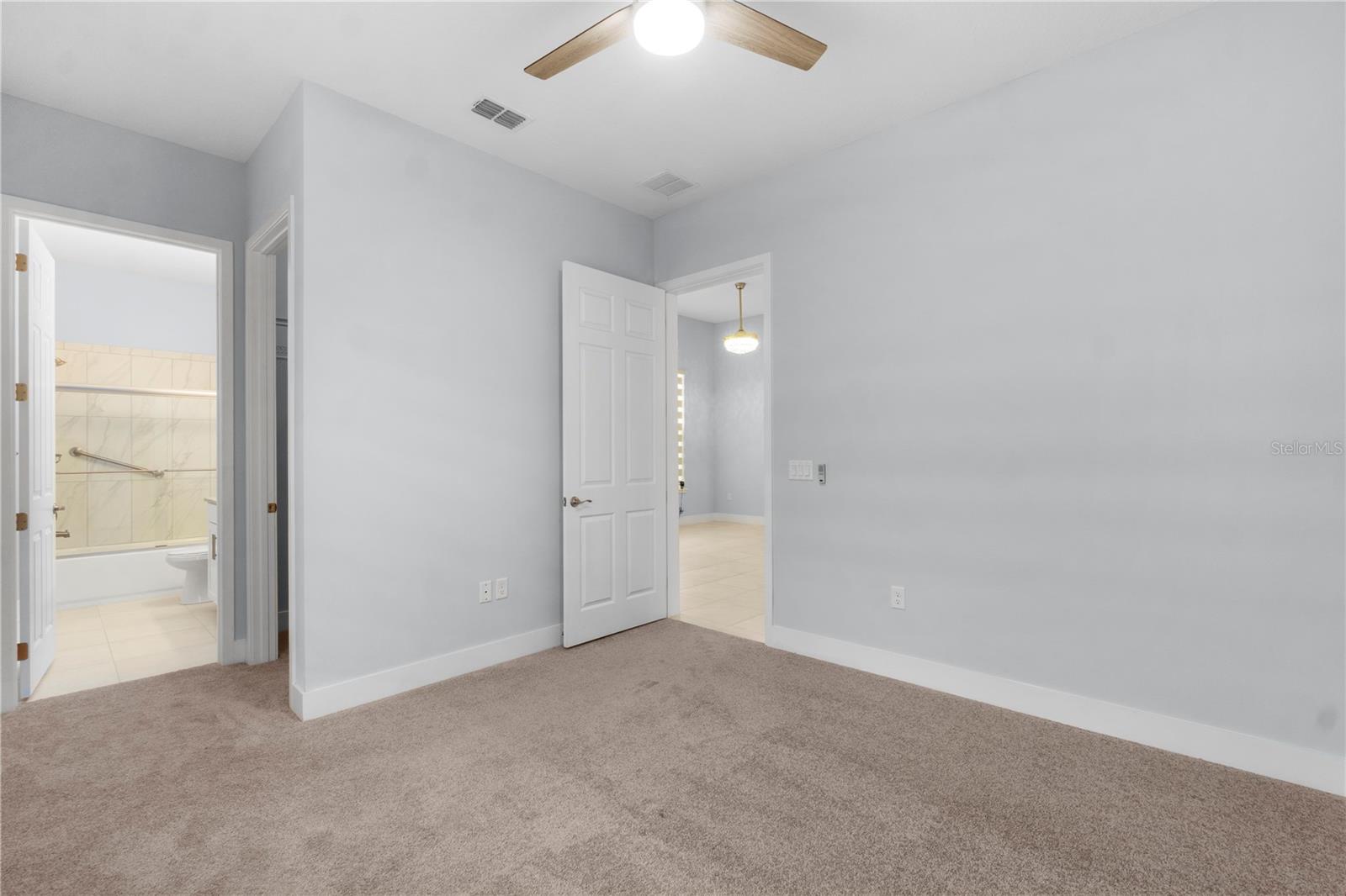 SERENITY RESERVE - Residential Lease
