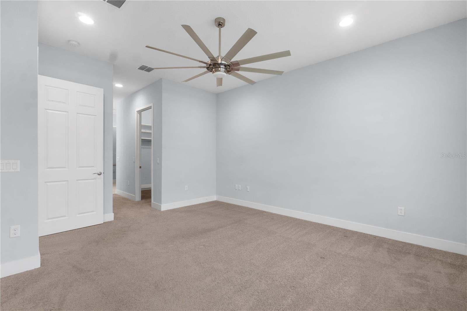 SERENITY RESERVE - Residential Lease