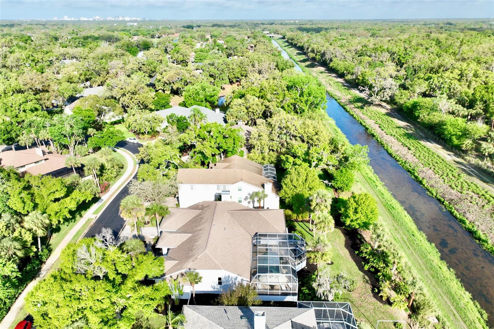 LAKES ESTATES 3 OF SARASOTA - Residential