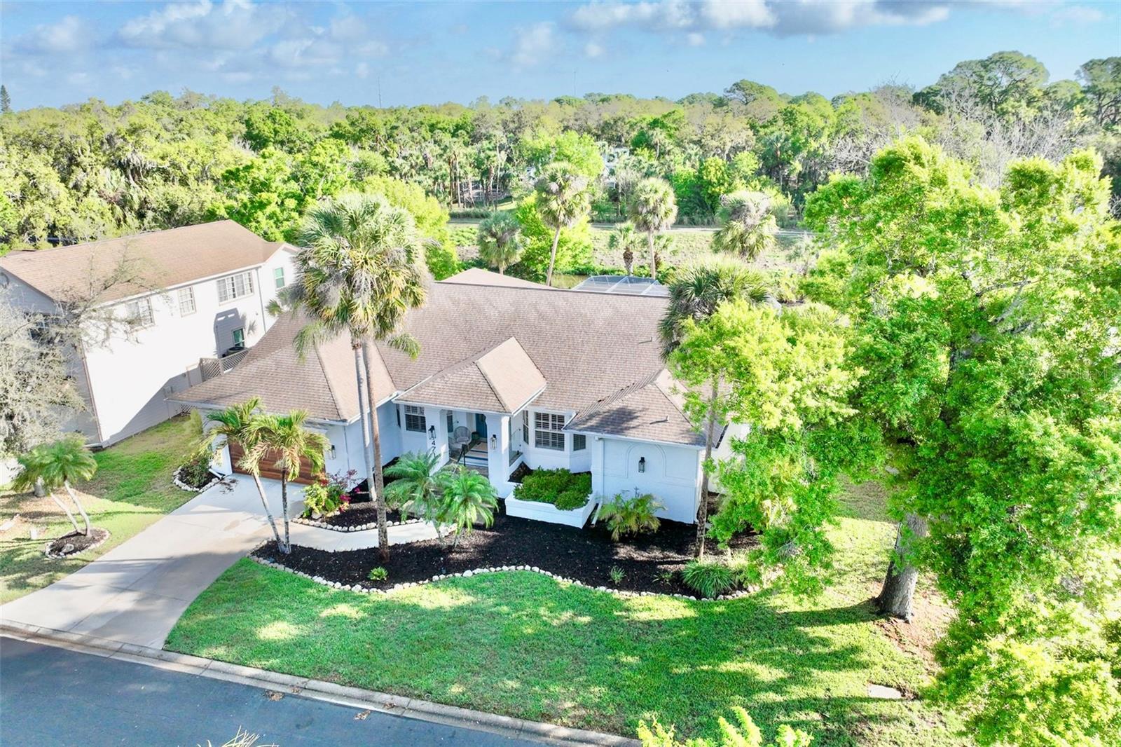 LAKES ESTATES 3 OF SARASOTA - Residential