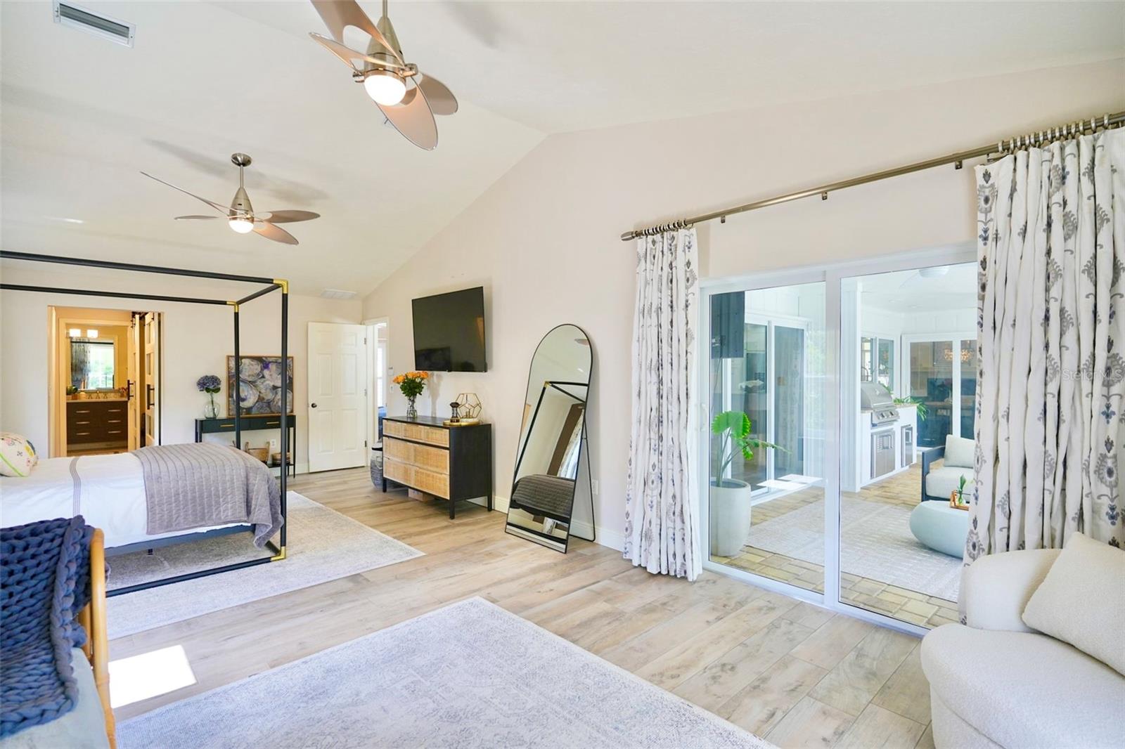 LAKES ESTATES 3 OF SARASOTA - Residential