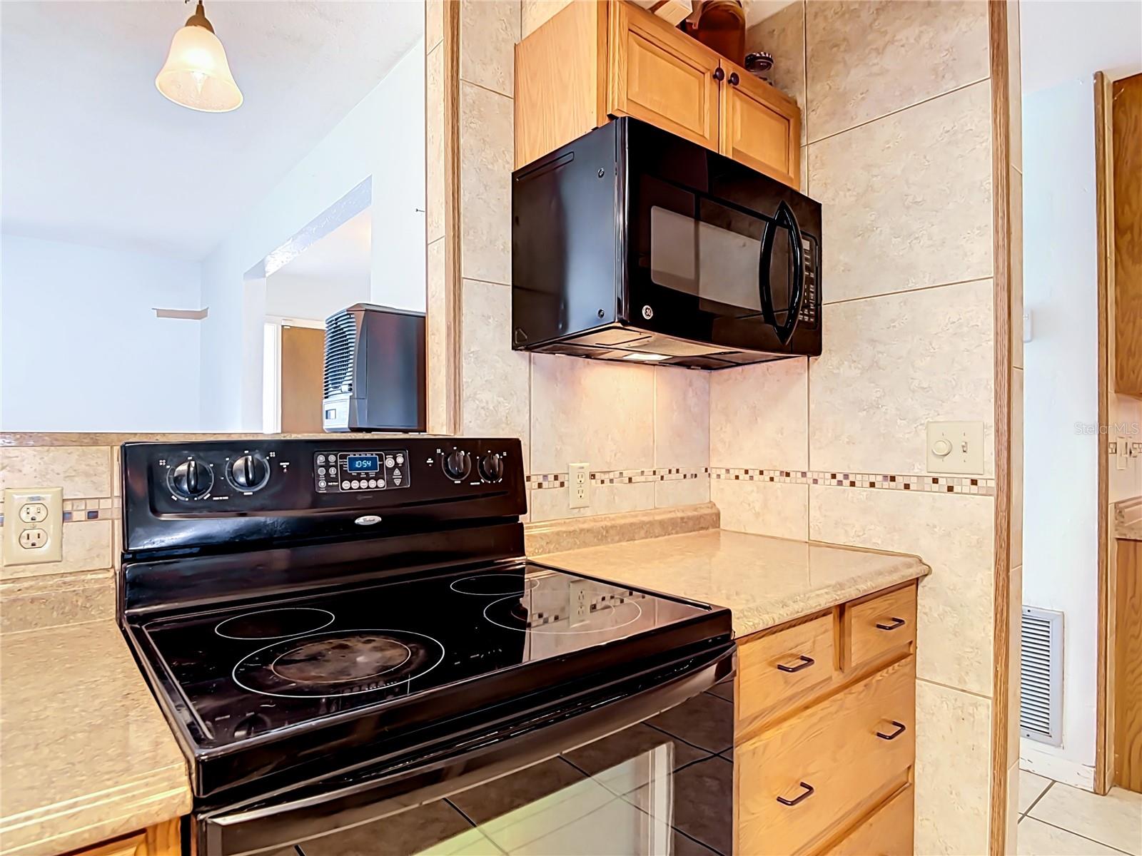 DELTONA LAKES UNIT 11 - Residential
