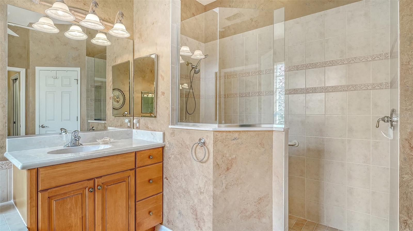 SILVER OAK - Residential
