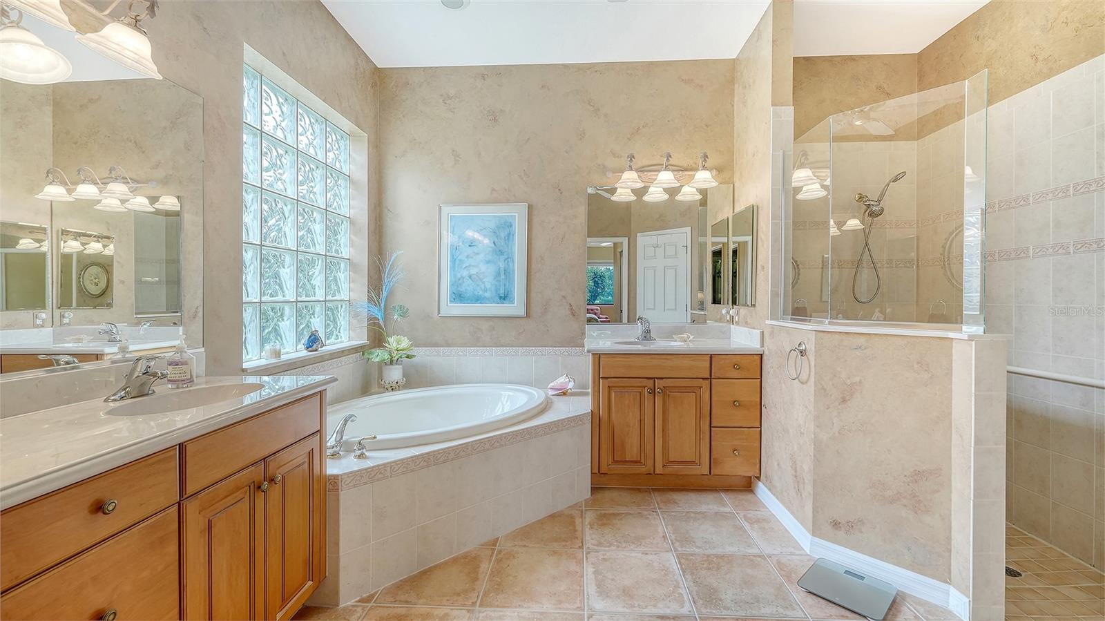 SILVER OAK - Residential