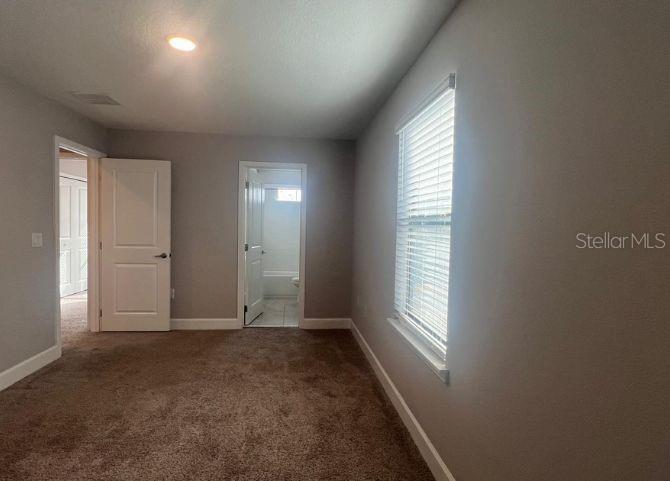 TERRA ESMERALDA TWNHMS - Residential Lease