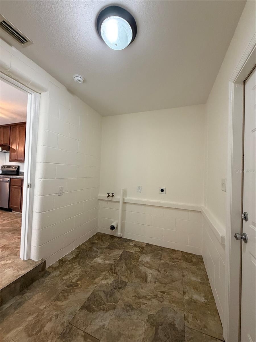 SUNNY DELL - Residential