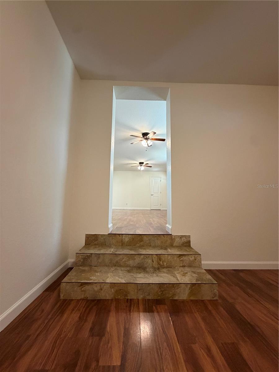 SUNNY DELL - Residential