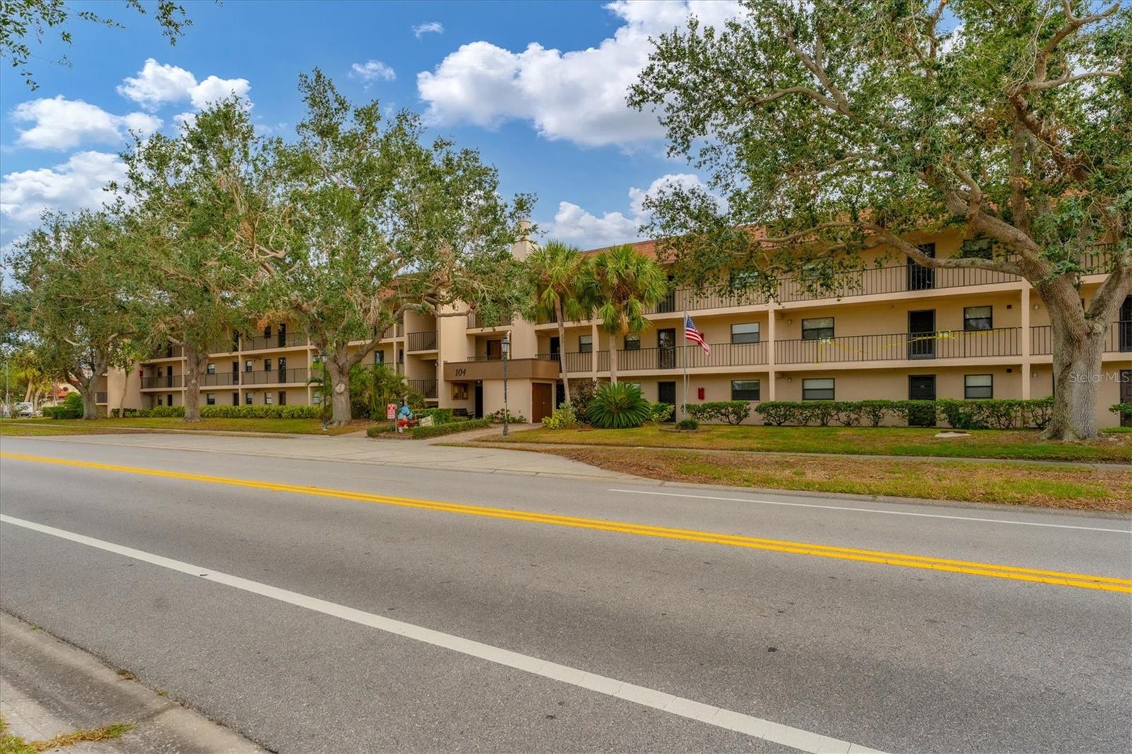 VILLA D ESTE SEC B - Residential