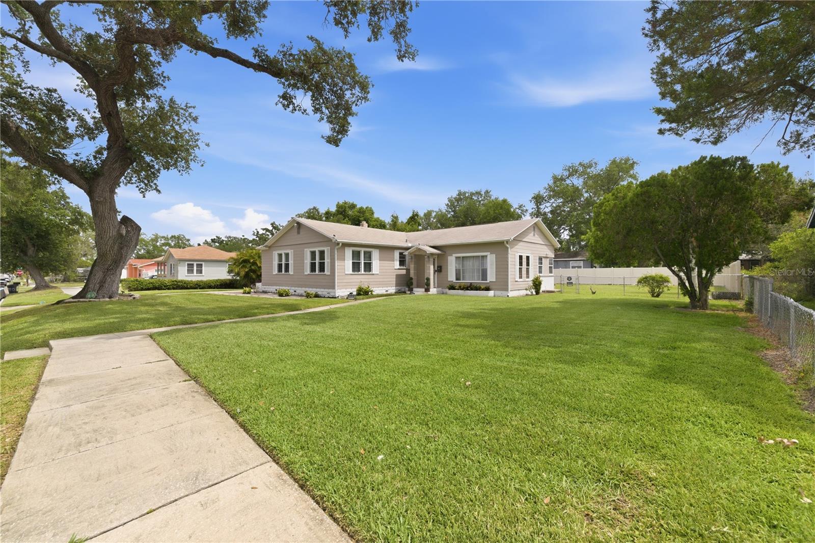 INGRAM PLACE - Residential